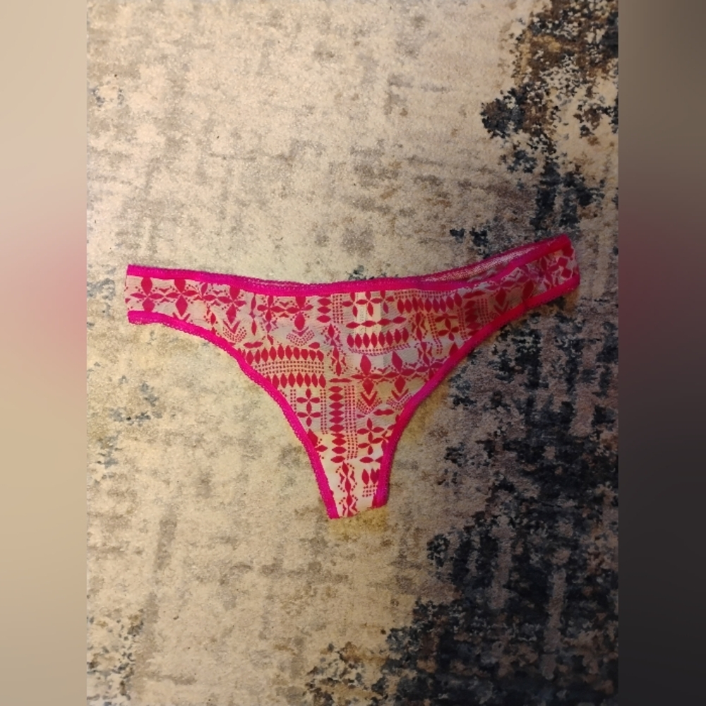 Lg Victoria's Secret PINK Thong